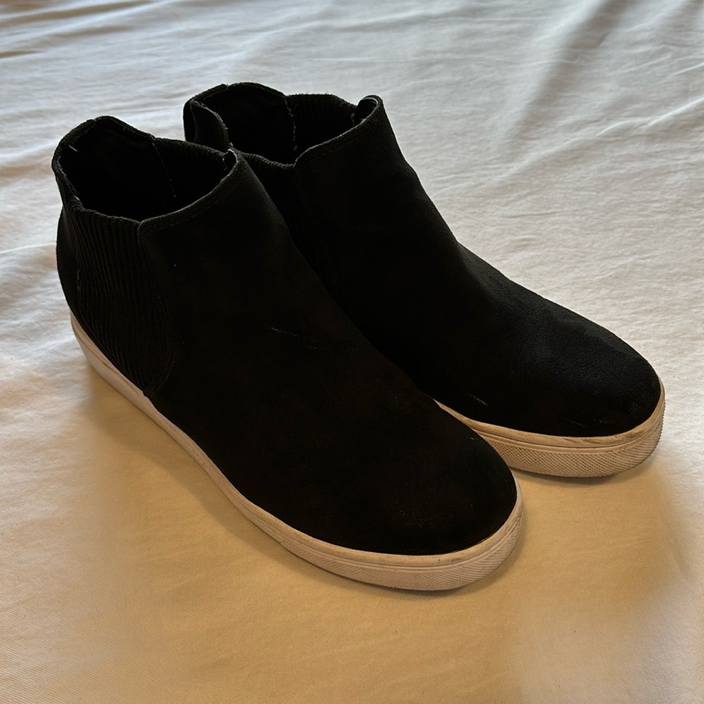 Steve Madden Suede Booties 7
